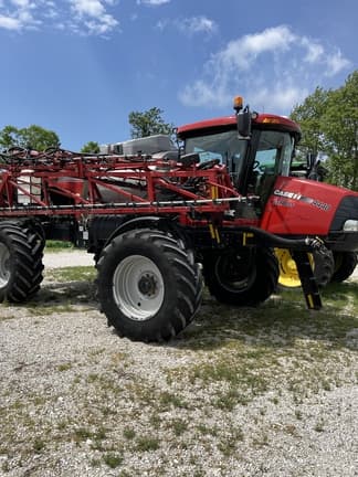 Image of Case IH Patriot 4440 equipment image 2