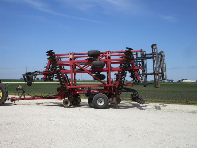 Image of Case IH 335VT equipment image 1