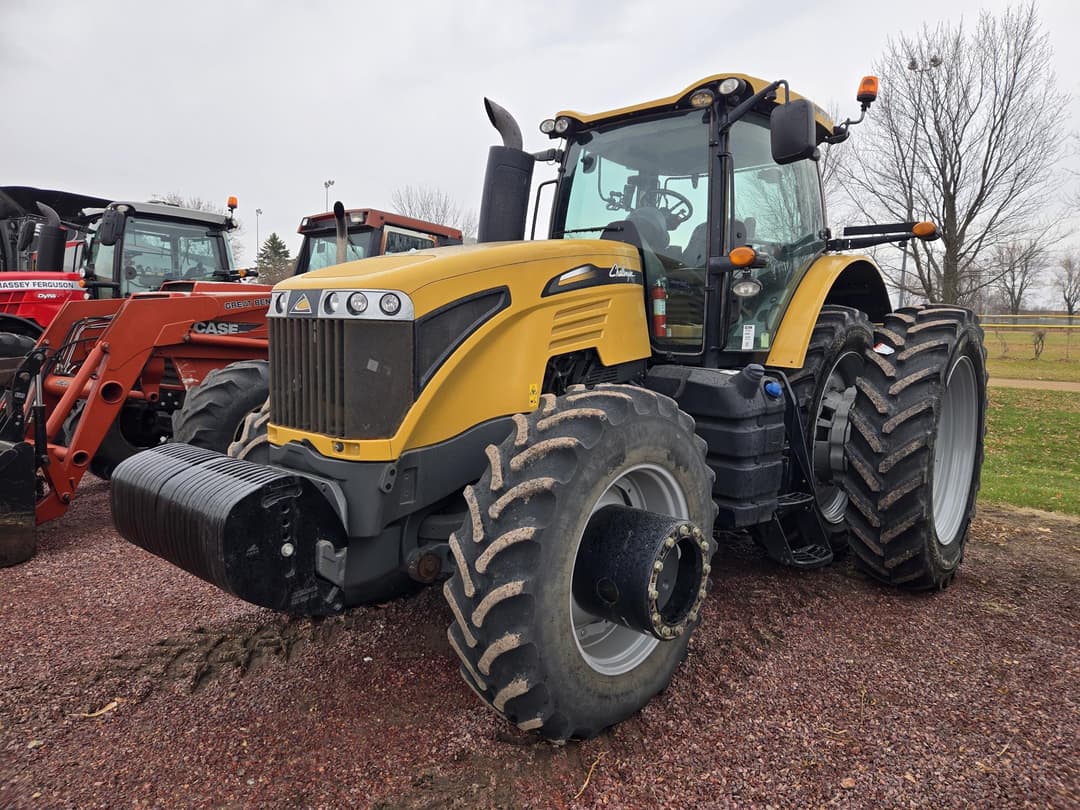 Image of Challenger MT675E Primary image