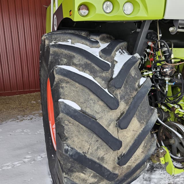 Image of CLAAS Jaguar 970 equipment image 2