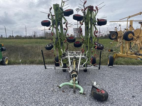 Image of CLAAS Volto 1100T equipment image 3