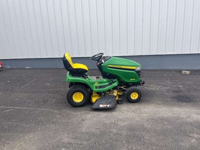 Image of John Deere X300 equipment image 1
