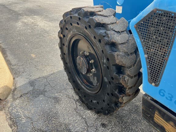 Image of Genie GTH636 equipment image 4