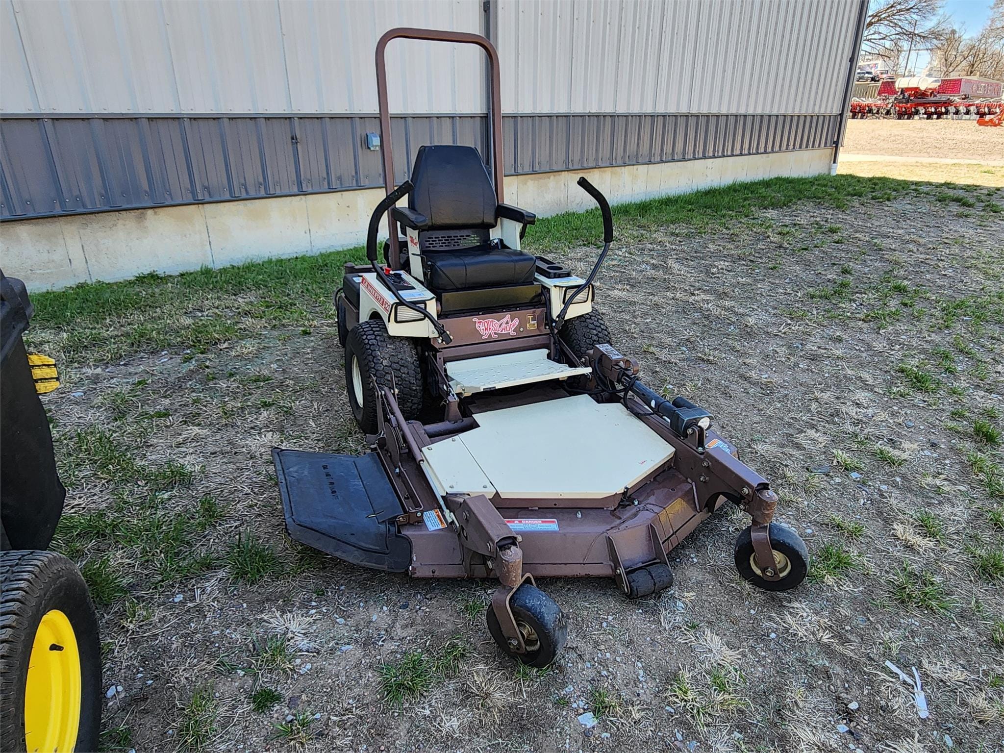 2015 Grasshopper 623T Equipment Image0