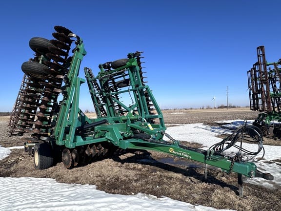 2015 Great Plains 3000TM Equipment Image0