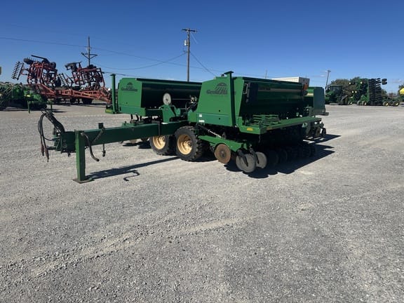 2015 Great Plains 3S-3000HD Equipment Image0