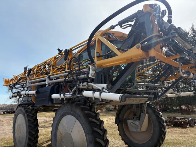 Image of Hagie STS12 equipment image 3