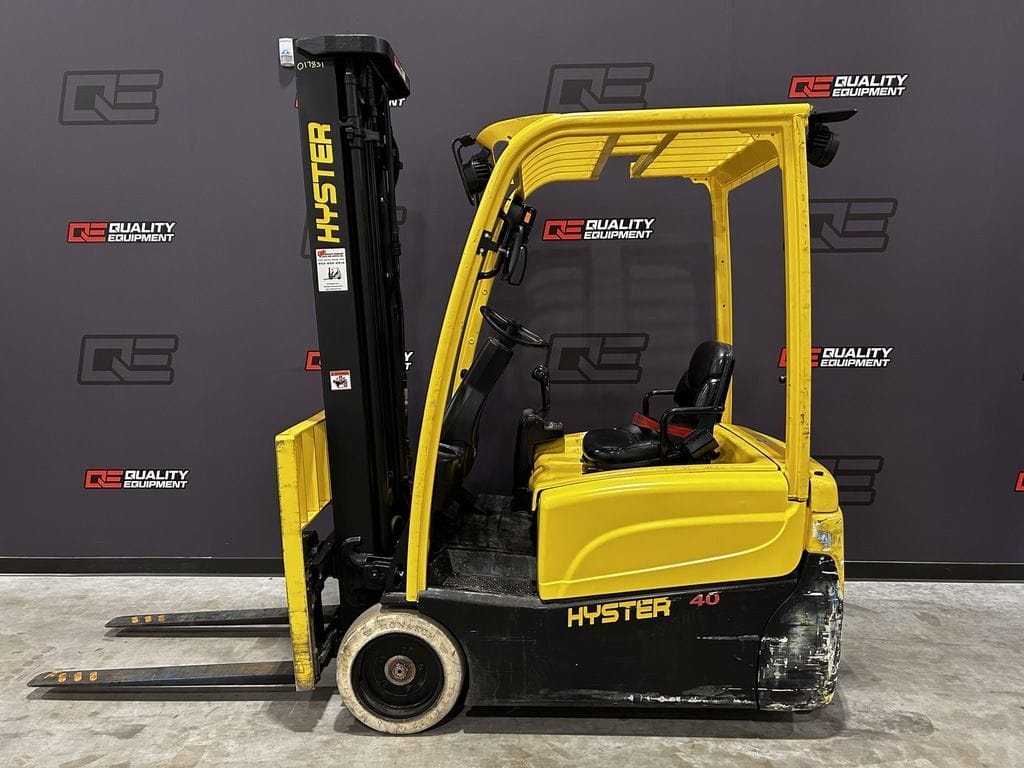2015 Hyster J40XNT Equipment Image0