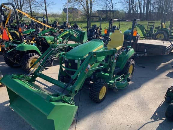 Image of John Deere 1023E equipment image 1