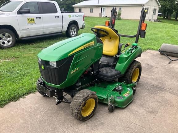 Image of John Deere 1023E equipment image 3
