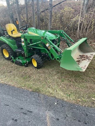 Image of John Deere 1023E Primary image
