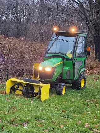 Image of John Deere 1025R Primary image
