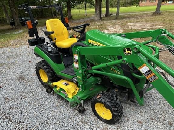 Image of John Deere 1025R equipment image 4
