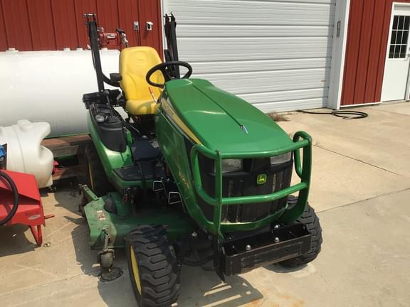 Image of John Deere 1025R equipment image 2