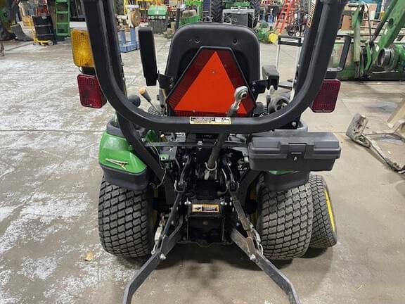 Image of John Deere 1025R equipment image 4