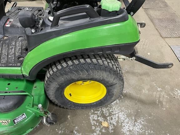 Image of John Deere 1025R equipment image 2