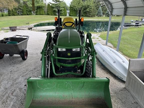 Image of John Deere 1025R equipment image 1