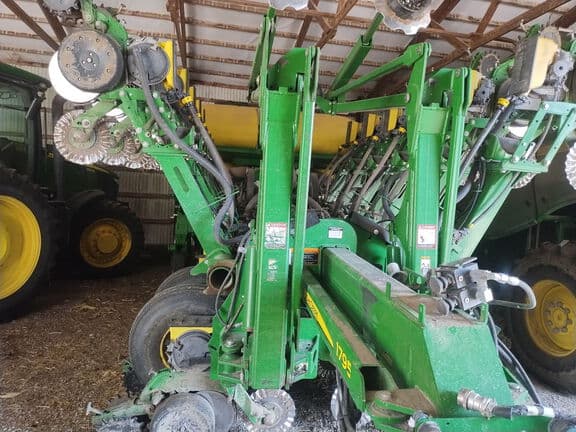 Image of John Deere 1795 Primary image