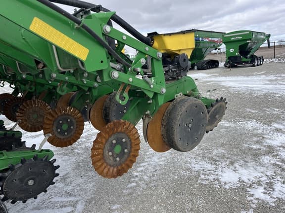 Image of John Deere 1795 equipment image 4