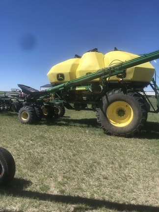 Image of John Deere 1890 equipment image 3