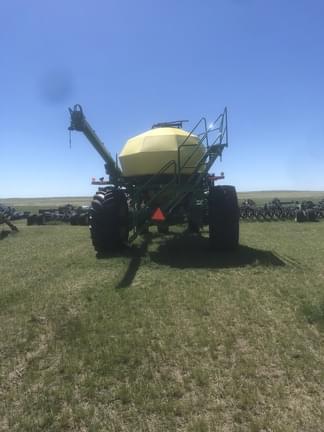 Image of John Deere 1890 equipment image 3