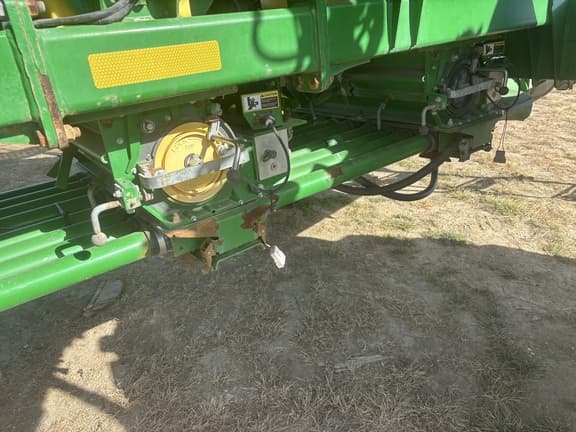 Image of John Deere 1890 equipment image 4