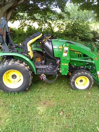 Image of John Deere 2025R Primary image