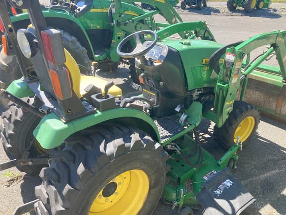 Image of John Deere 2032R Primary image