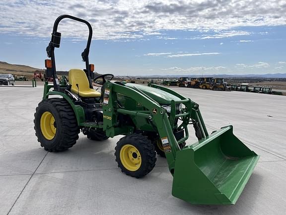 Image of John Deere 2032R equipment image 1