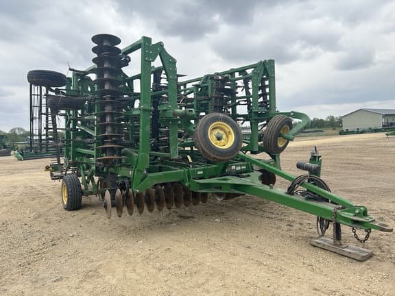 Image of John Deere 2310 equipment image 1