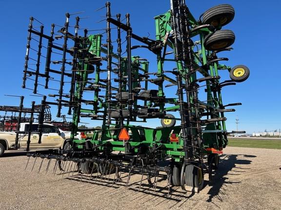 Image of John Deere 2410 equipment image 1