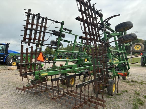 Image of John Deere 2410 Primary image