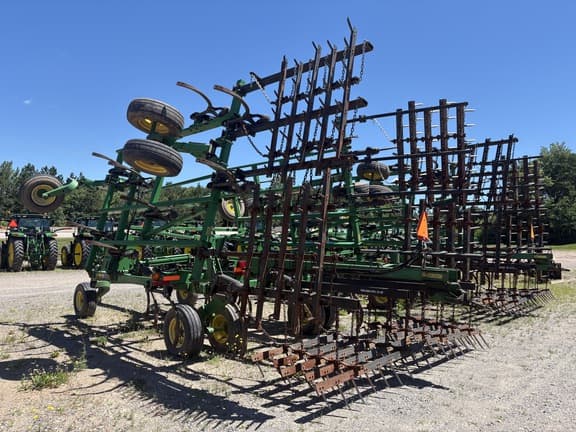 Image of John Deere 2410 equipment image 3
