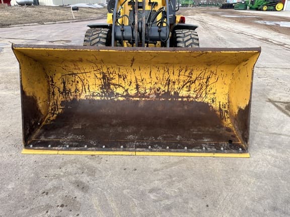 Image of John Deere 244K equipment image 4