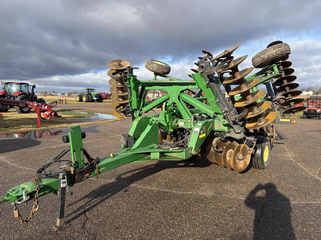 Image of John Deere 2623 Primary image