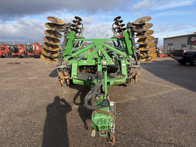 Image of John Deere 2623 equipment image 1