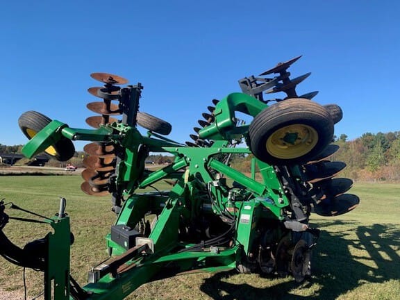 2015 John Deere 2623 Equipment Image0