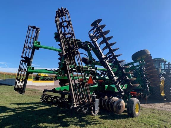 Image of John Deere 2623 equipment image 4