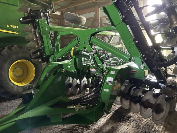 2015 John Deere 2623 Equipment Image0