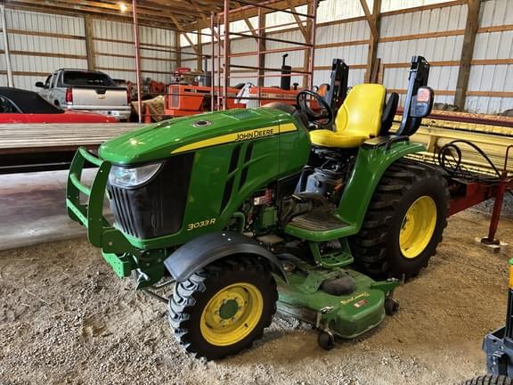 Image of John Deere 3033R equipment image 1