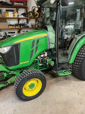 Image of John Deere 3046R Primary image