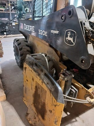 2015 John Deere 320E Equipment Image0