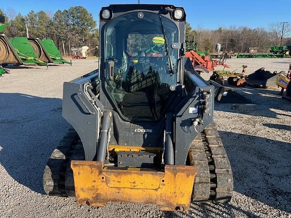 Image of John Deere 323E equipment image 2