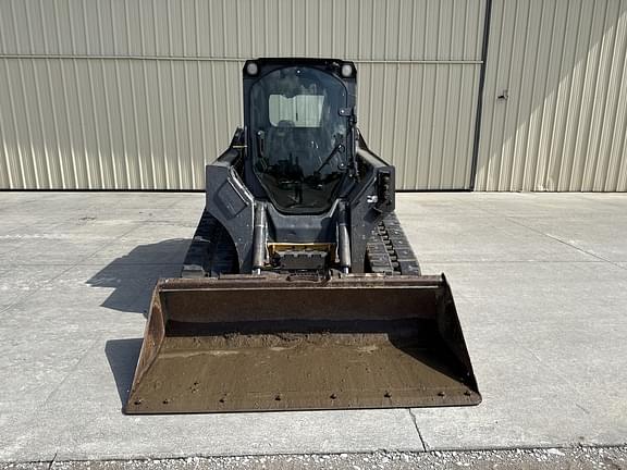 Image of John Deere 323E equipment image 1