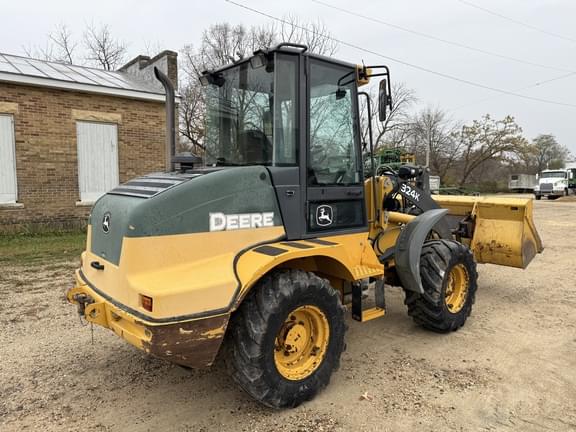 Image of John Deere 324K equipment image 4
