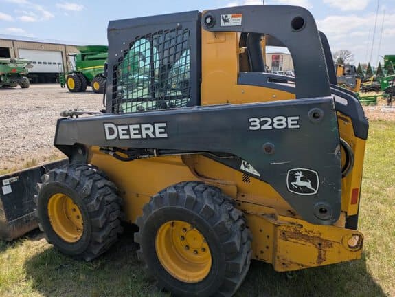 Image of John Deere 328E equipment image 1