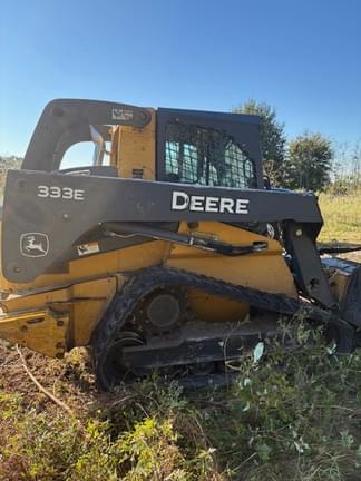 Image of John Deere 333E equipment image 2