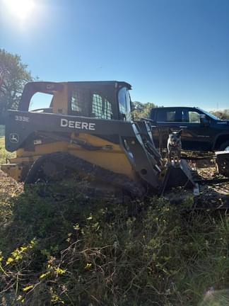 Image of John Deere 333E equipment image 3