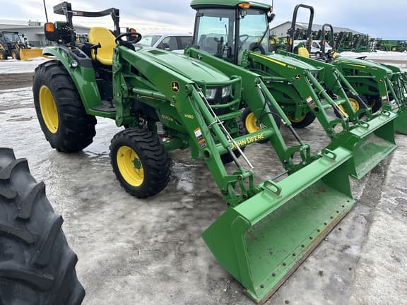 Image of John Deere 4052R equipment image 1