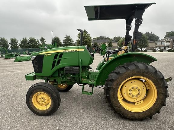 Image of John Deere 5045E equipment image 1